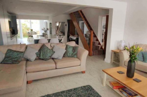 Benllech Beach View Holiday Home for 8 people